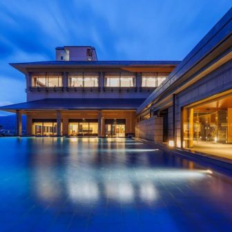 HOTEL OOSADO　求人　フロント