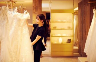 高見株式会社 求人 ドレススタイリスト