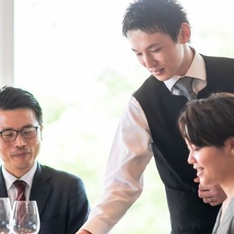 呉竹荘ホールディングス　求人