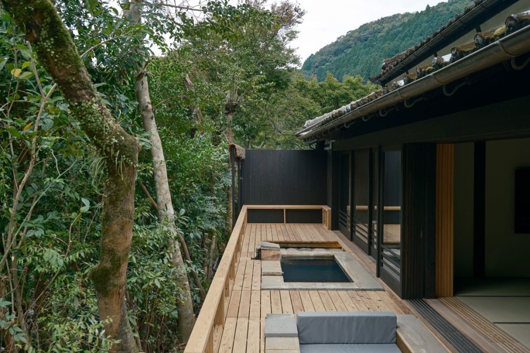 忘れの里 雅叙苑　ミシュランキー　ホテル