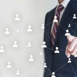 攻めの採用　待ちの採用　メリット　デメリット