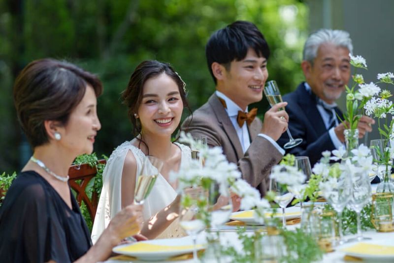 株式会社クラウディアホールディングス　求人