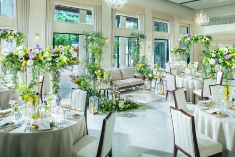 株式会社クラウディアホールディングス　求人