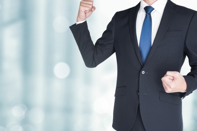 ホテルマン　なるには　就職　転職