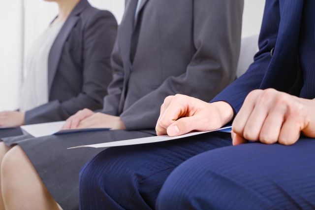 ホテル 面接 服装 評価